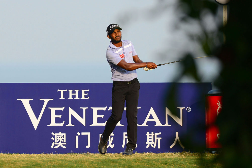 CLOSE FRIENDS LAHIRI AND CHIKKA SET UP INTRIGUING FINAL DAY DUEL AT VENETIAN MACAO OPEN